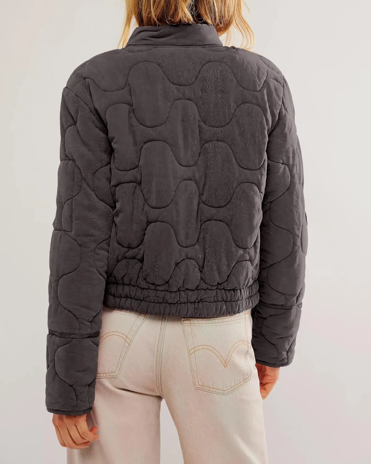 Gacaky Women's Lightweight Cropped Quilted Jacket Winter Warm Zip Long Sleeve Puffer Jacket Coat with Pockets