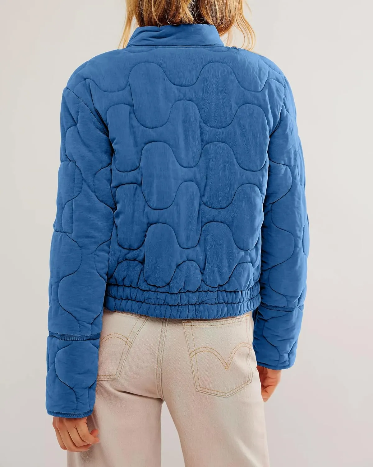 Gacaky Women's Lightweight Cropped Quilted Jacket Winter Warm Zip Long Sleeve Puffer Jacket Coat with Pockets