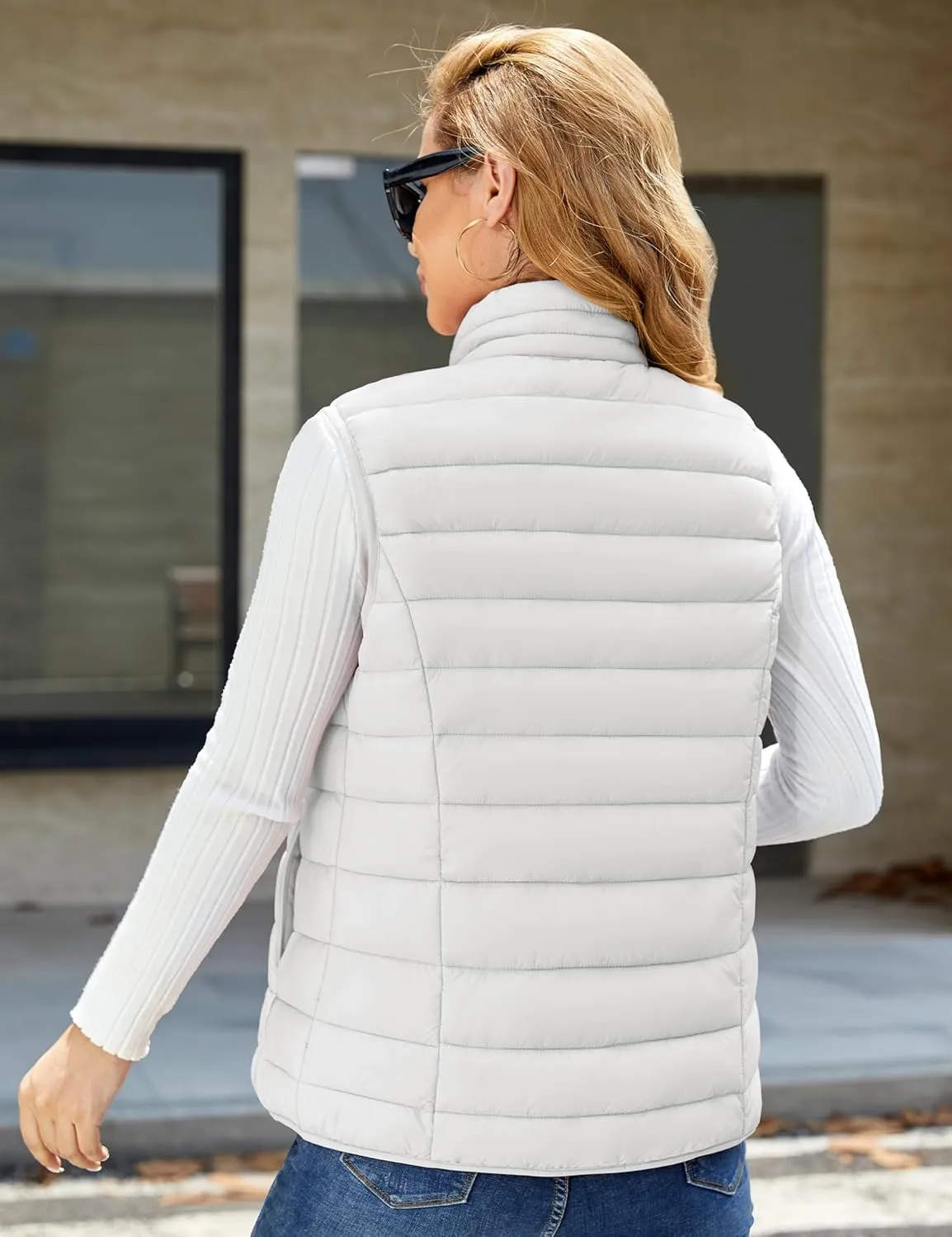 MAGCOMSEN Women's Puffer Vest Lightweight Stand Collar Zip 4 Pockets Puffy Vests Sleeveless Quilted Padded Outerwear